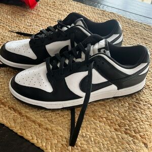 Nike men’s size 11 1/2 dunk low black and white pandas worn 1 time EUC no box